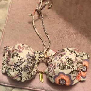 VICTORIA’S SECRET BIKINI TOP - size small.